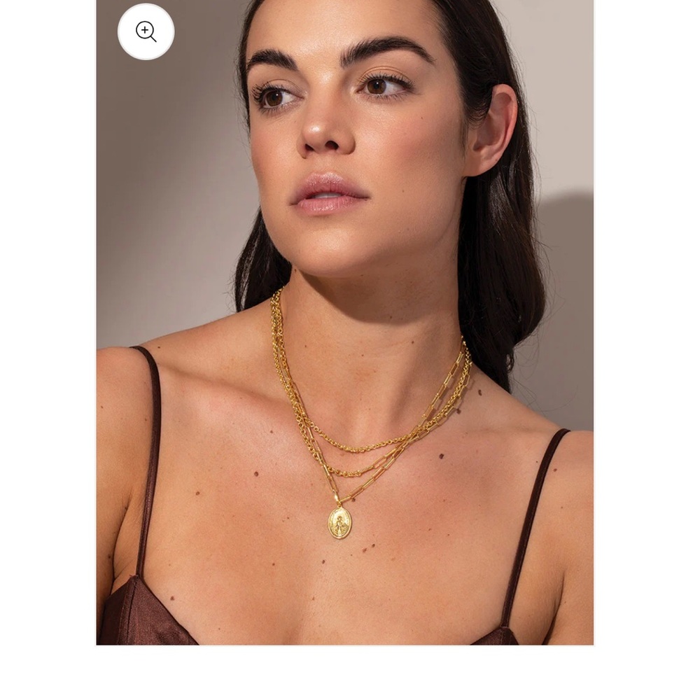 Uncommon James Three’s Company Necklace - Picture 5 of 5